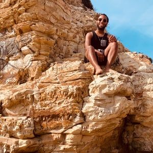 Meet your Posher, Tavares